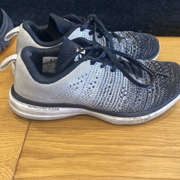 APC shoes - Picture 2 of 4